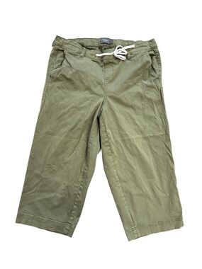 torrid Olive Green Drawstring Casual crop capris women 2
